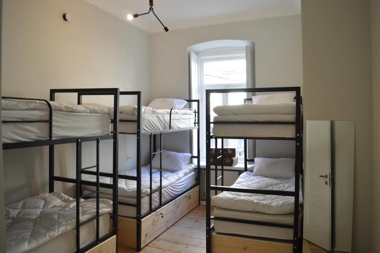 Woodmood Hostel 트빌리시 외부 사진